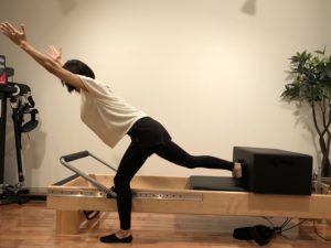 シングルレッグデッドリフト