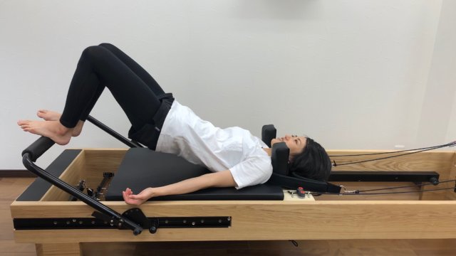 90−90hip-lift