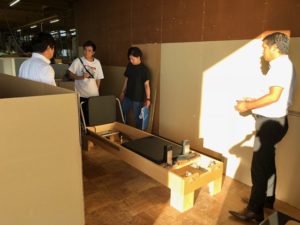 職人さんと打ち合わせ